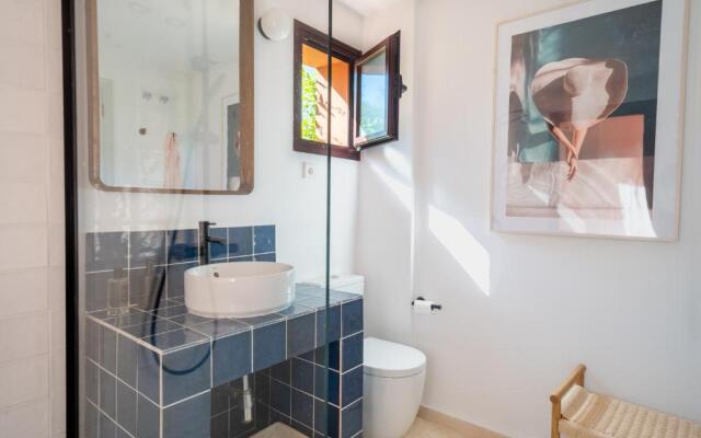 3+1 bed apartment, 100m away from the beach