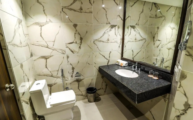 Hotel Piccadily Raipur