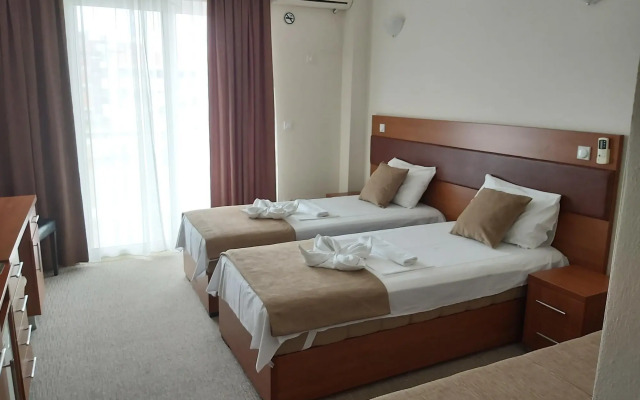 Hotel Zan
