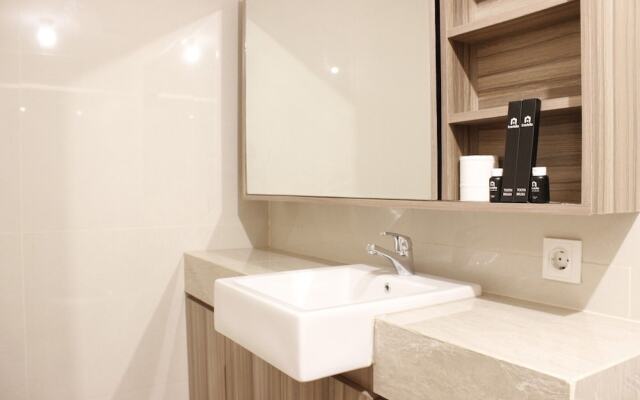 Gorgeous 3br Apartment at Landmark Residence Near 23 Paskal