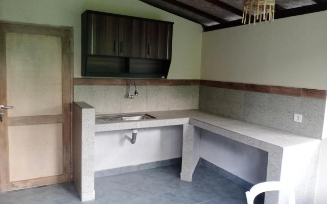 Khrisna Hs and Cottages