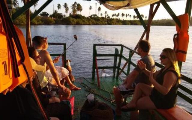 Suíte beira rio 85m praia