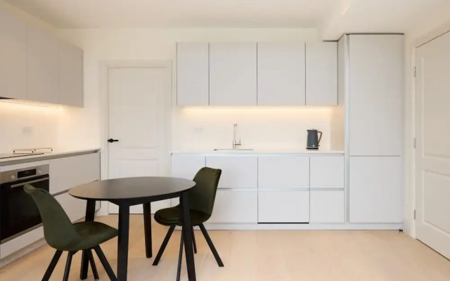 The East London Mile Hideaway - Bright 1bdr Flat