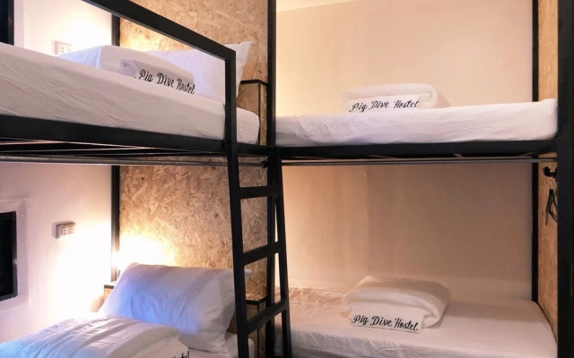 Pig Dive Hostel