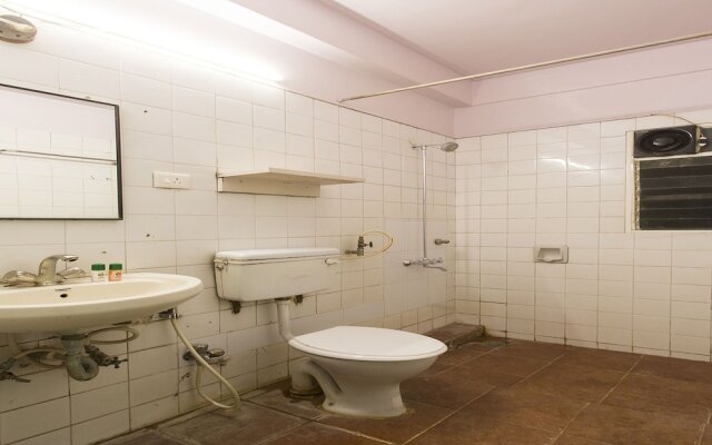 OYO 9831 Hotel Pathik