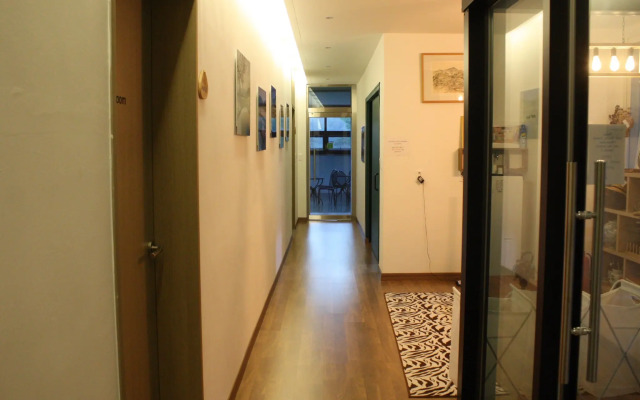 Andong Poong-gyung HOSTEL n LIBRARY