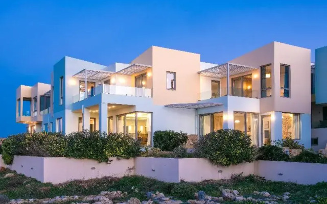 Beach Front Villa Peri