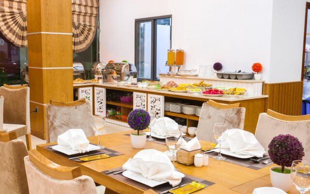 Tu Son Luxury Hotel