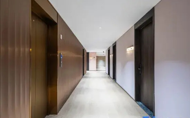 Guike Hotel (Shanghai 80,000 Stadium Caobaolu Subway Station Branch)