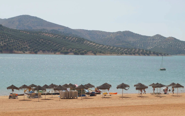 Hotel Caserio de Iznajar