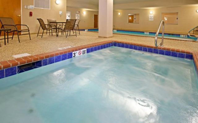 Holiday Inn Express Hotel & Suites RIPLEY by IHG