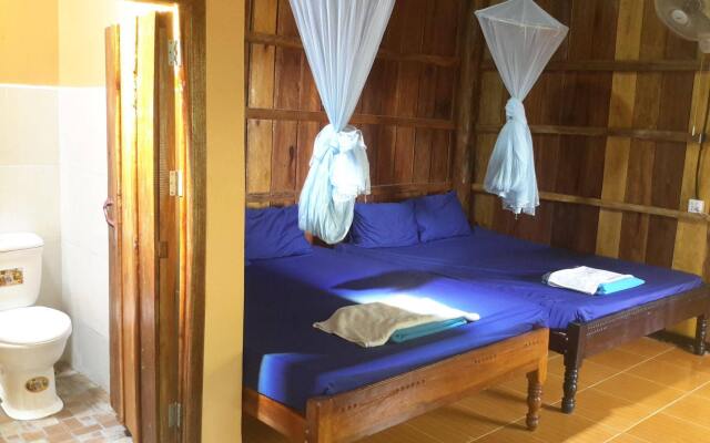 Island Palace Bungalows Resort