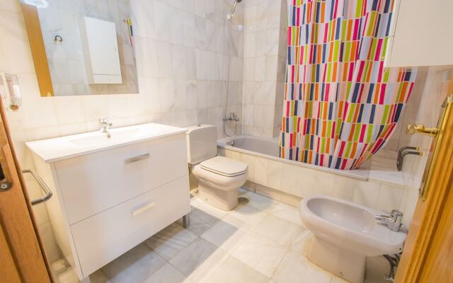 QH Granada Centro Rejas