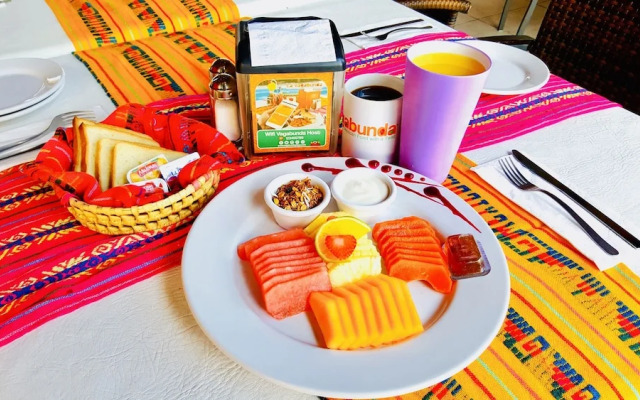 5th Avenue 3 People Balcony Apartment