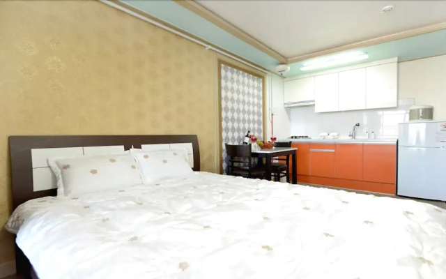 Sokcho HJ House Pension