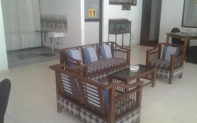 Larn's villa.
