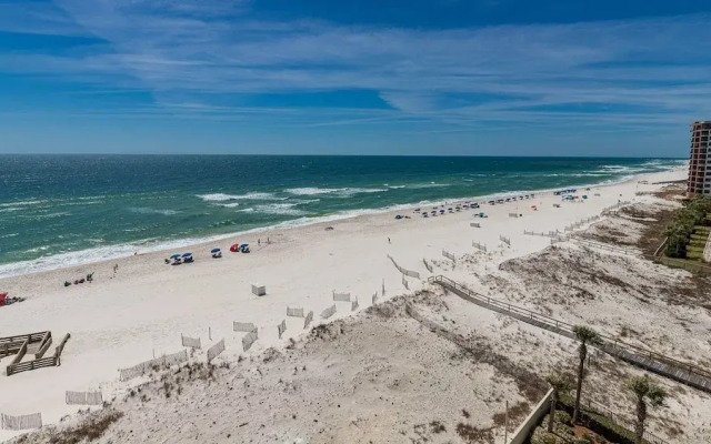 Phoenix Ix 703 2 Bedroom Condo