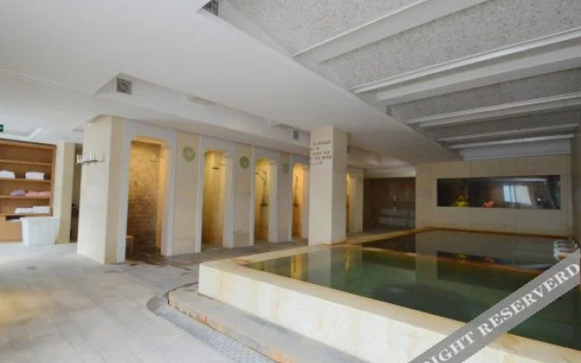 Nanjing Tangjia Yupin Hot Spring Hotel