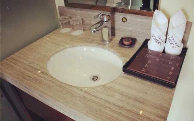 James Joyce Coffetel Jishou North People Road