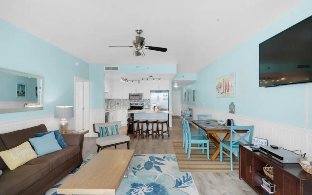 Laketown Wharf 1326