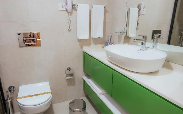 Regenesis Hotel  Spa