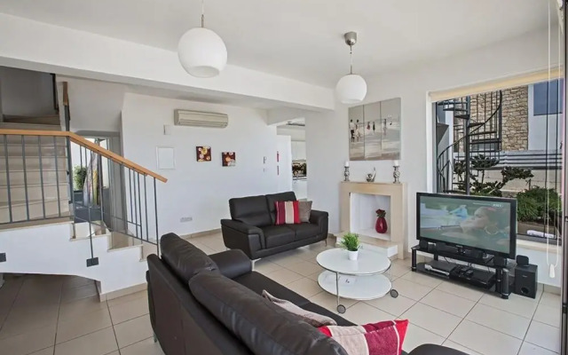 Villa Abbie AQ Ev20