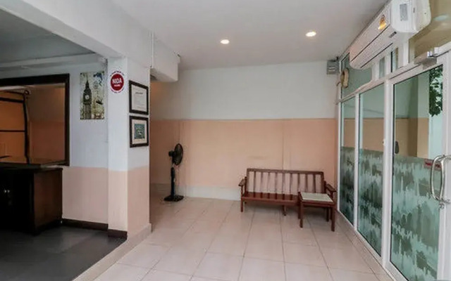 Nida Rooms Bangrak Santipap Sipraya