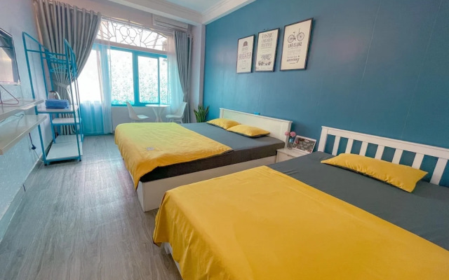 La Casa Homestay Ha Long