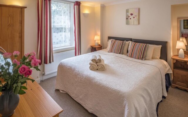 Luccombe Villa Holiday Apartments