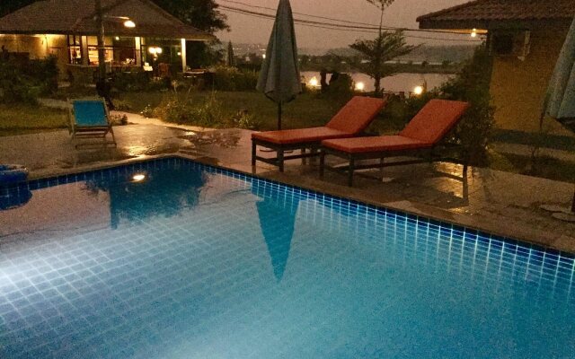 Khong Chiam Orchid Riverside Resort