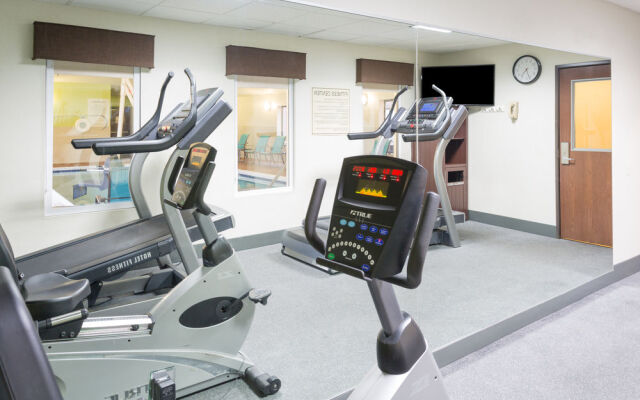 Holiday Inn Express Princeton/I-77