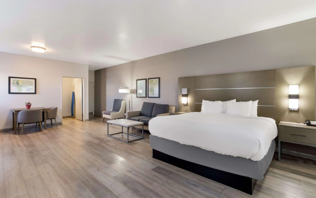 Best Western Grants Inn