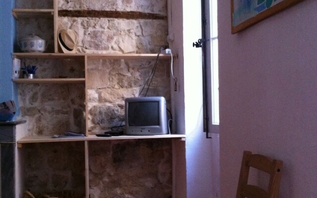 Adoramaar - Les Studios