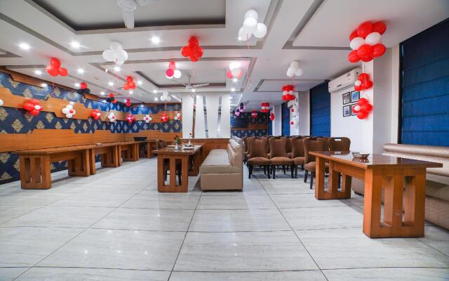 Collection O 67699 Hotel Prem Ratna