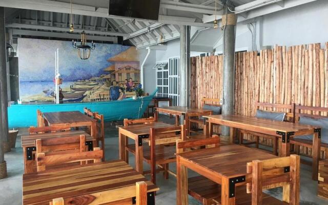 Sea Sand House Resort