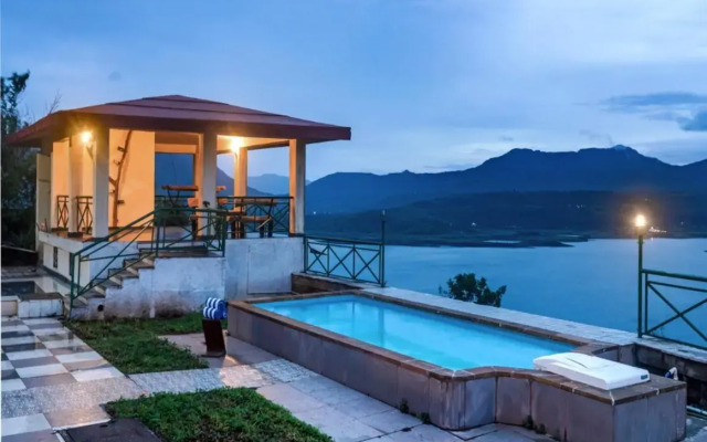 SaffronStays Blue Infinitum, Pawna