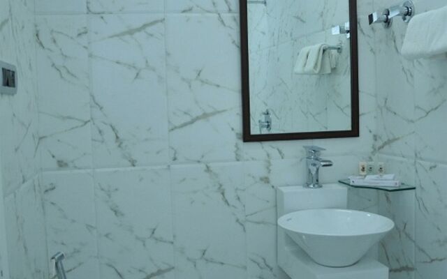 3 by OYO - Nami Residency