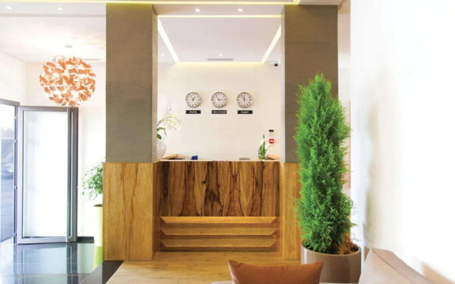 Smarts Hotel