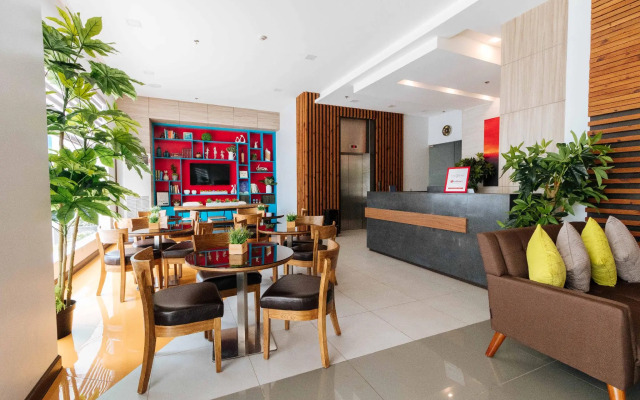 RedDoorz Premium near Ateneo Katipunan