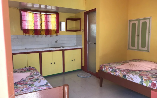 Manalo's Lodge