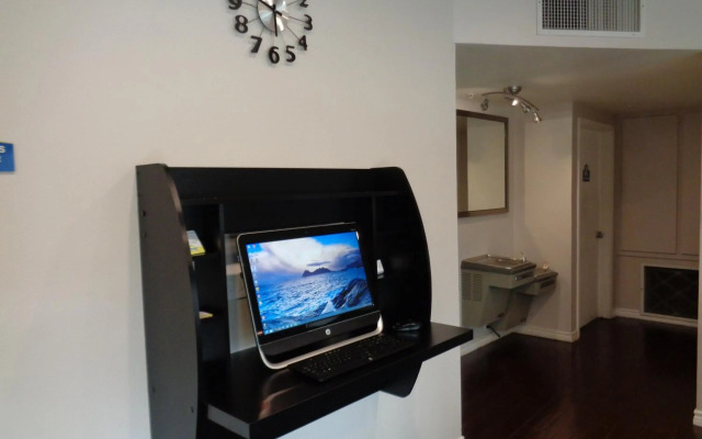 Grand Villa Inn Galleria
