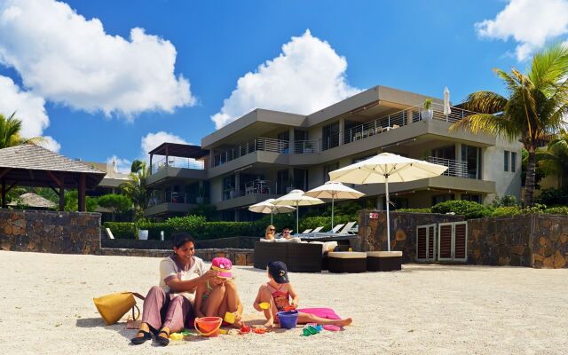 Bon Azur Beachfront Suites & Penthouses with LOV