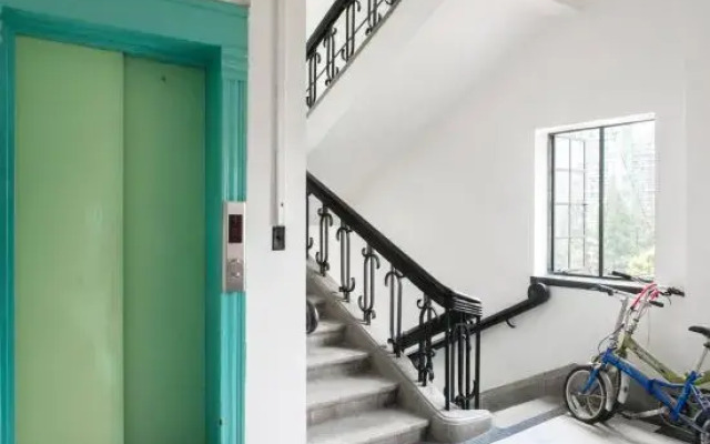 Shanghai Quality Homestay (Nanjing West Road Branch)