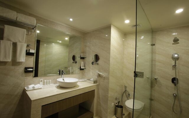 Golden Tulip Suites Gurgaon