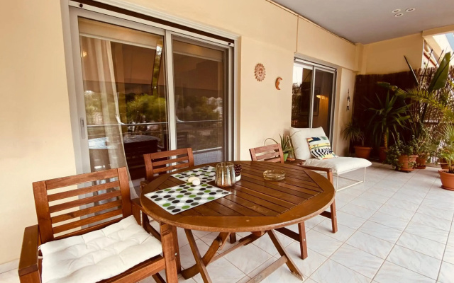Athens Riviera Garden Views Apartment