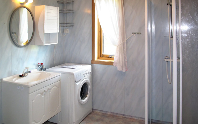 Holiday Home Pærehagen (FJS297)