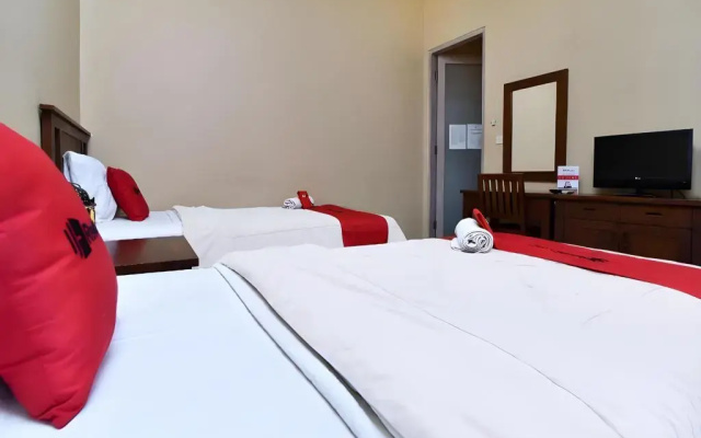 RedDoorz near Pantai Sanur Bali