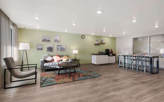 WoodSpring Suites Phoenix-Deer Valley