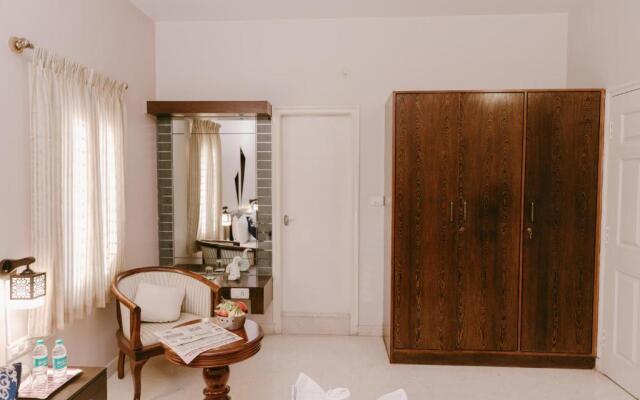 Athulya Square Rooms