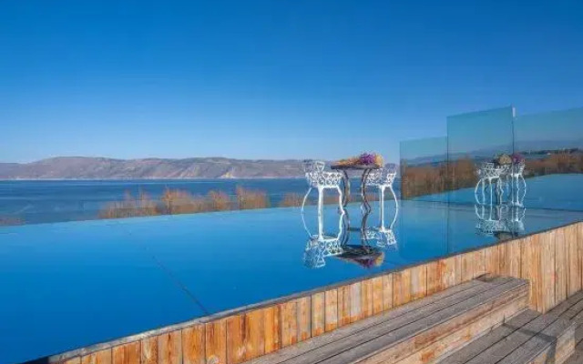 Dali Yuntu S-Bend Seaview Travel Shooting Inn (Junxi Village)